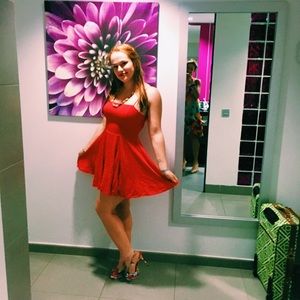 🔥 💃🏽Silence + noise mini backless red dress